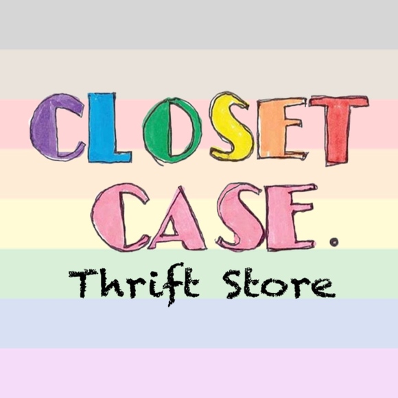 Welcome to Closet Case Thrift Store Online!  🌈 - Picture 1 of 4